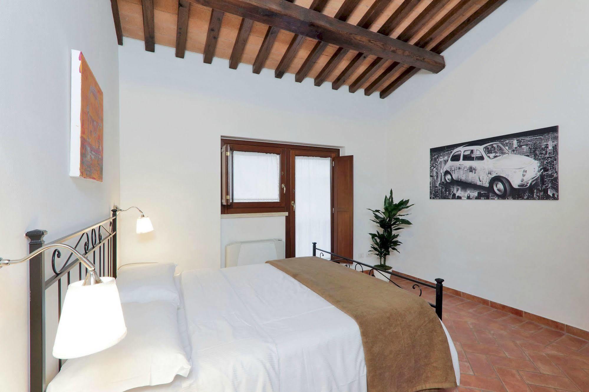 Borgo Papareschi Lägenhetshotell