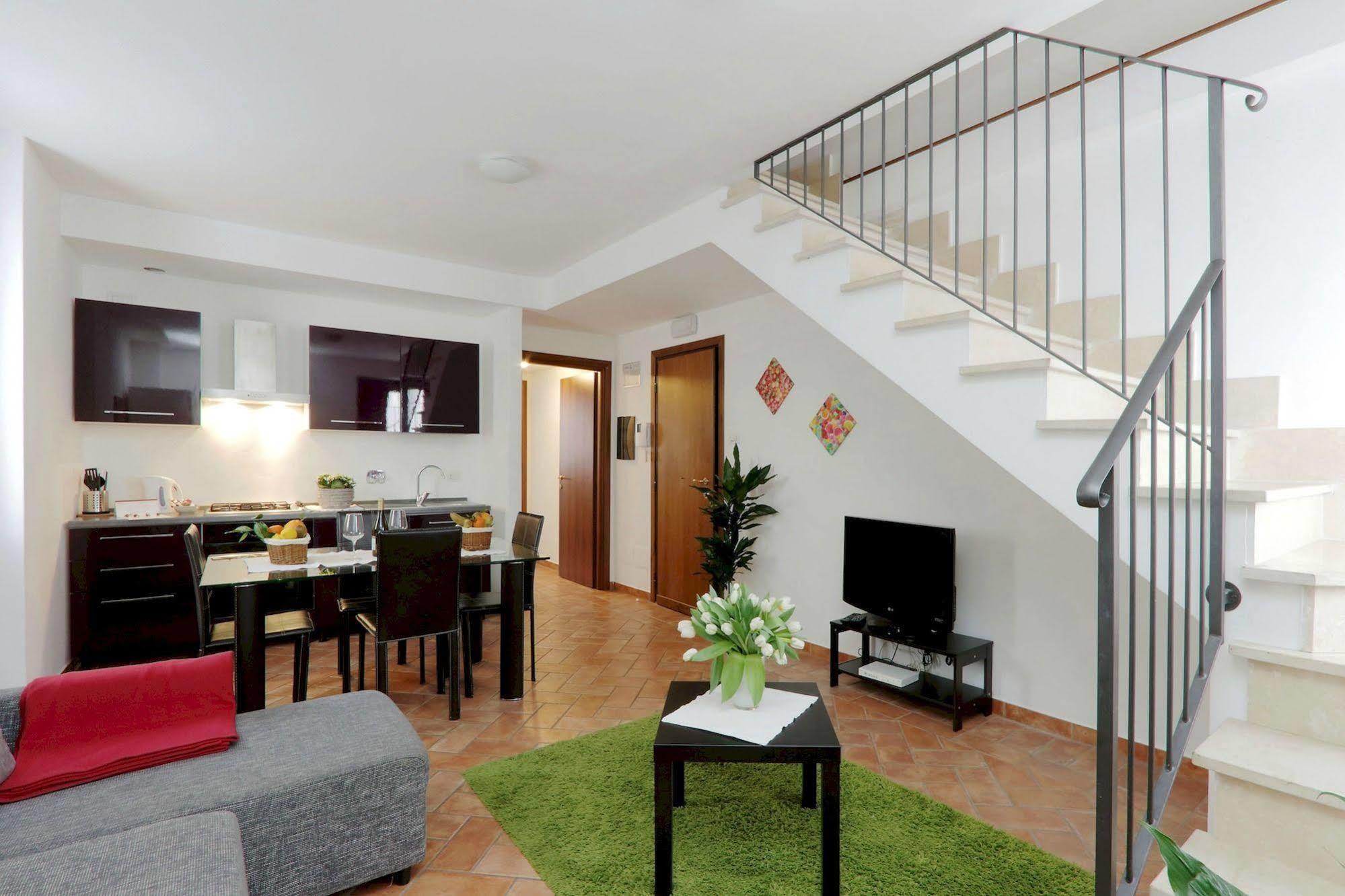 Borgo Papareschi Rom