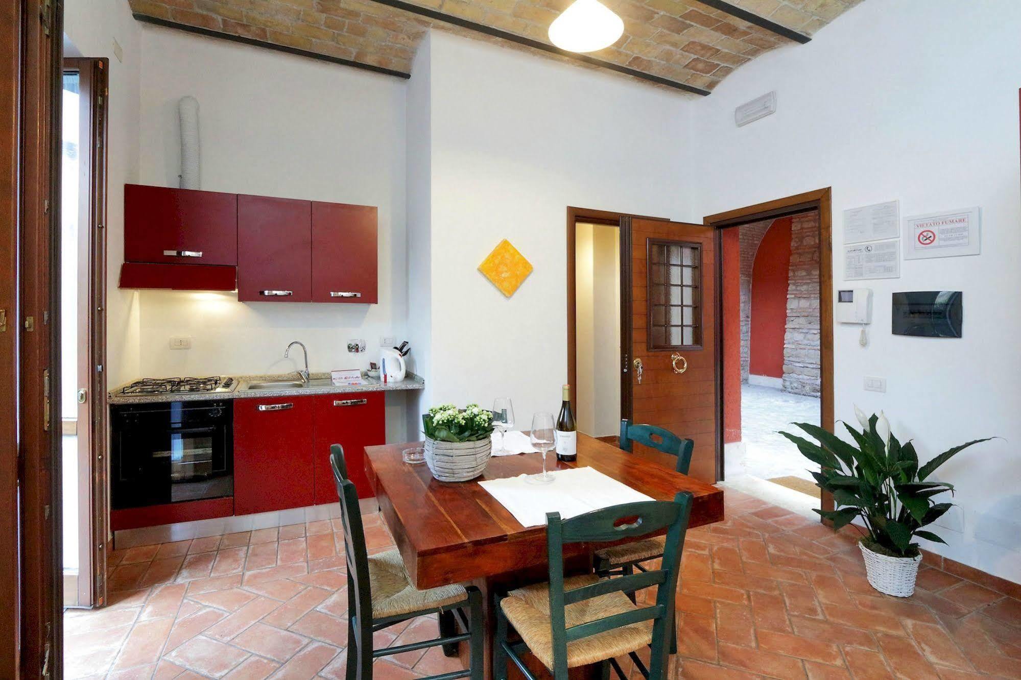 Borgo Papareschi Rom